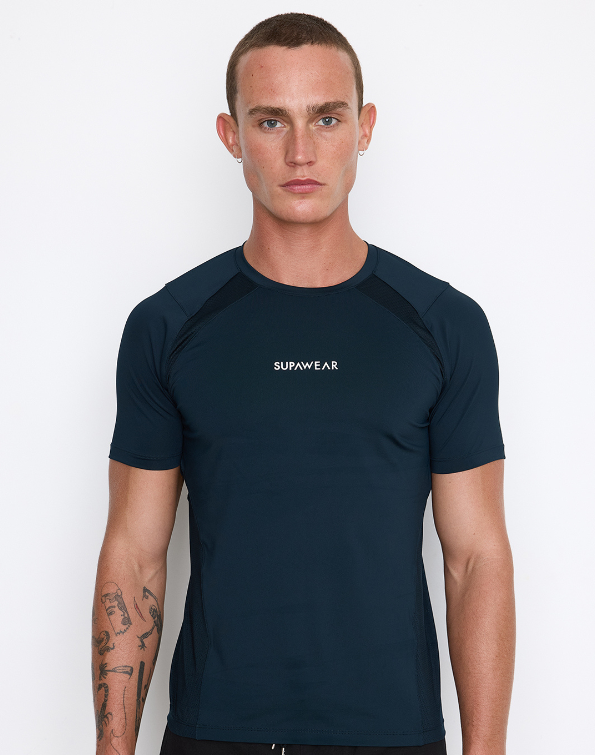 Contouring T-Shirt - Black