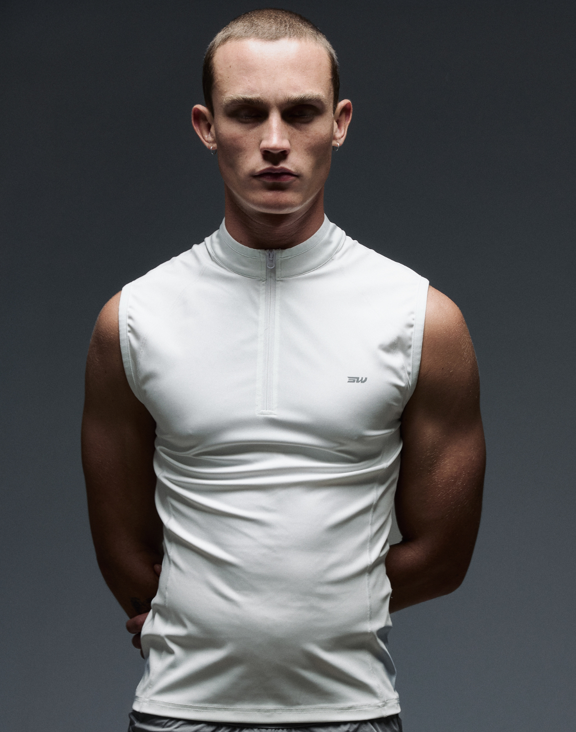 Gym2Street Half-Zip Vest - White
