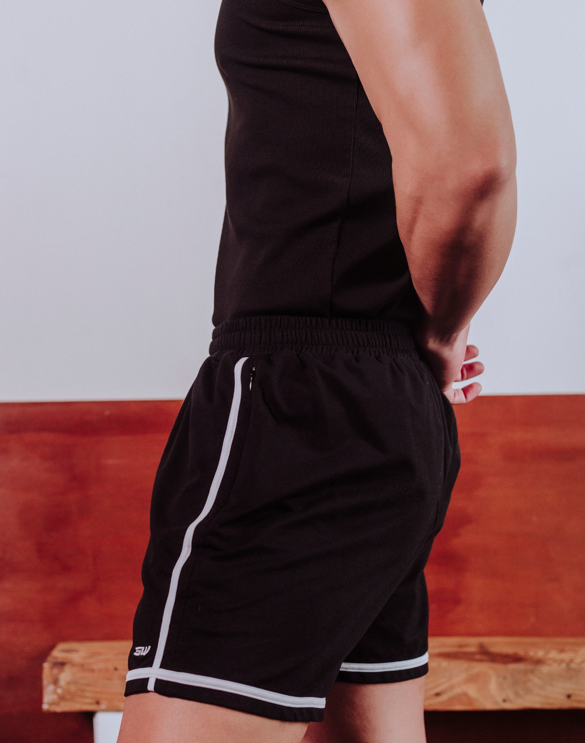 Crux Shorts - Black