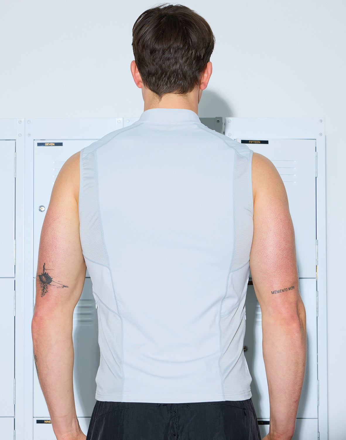 Gym2Street Zip-up Vest - Grey