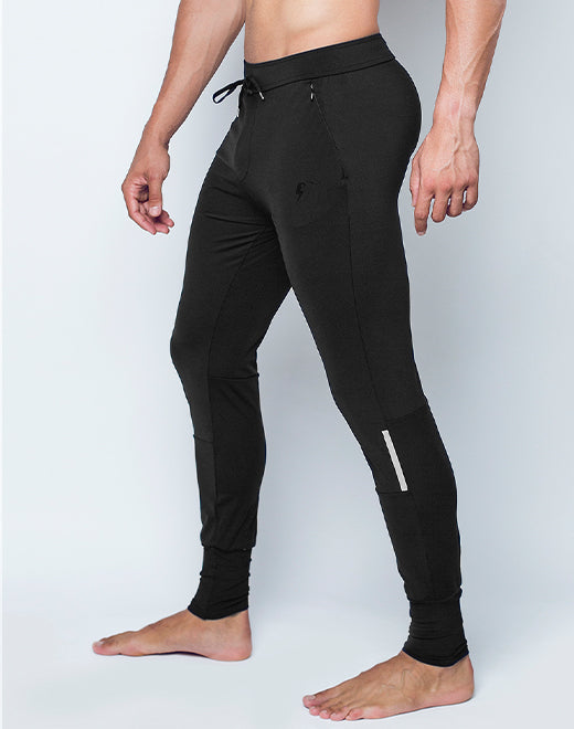 Training Pants - Boost Black | SUPAWEAR | Pants Gymwear