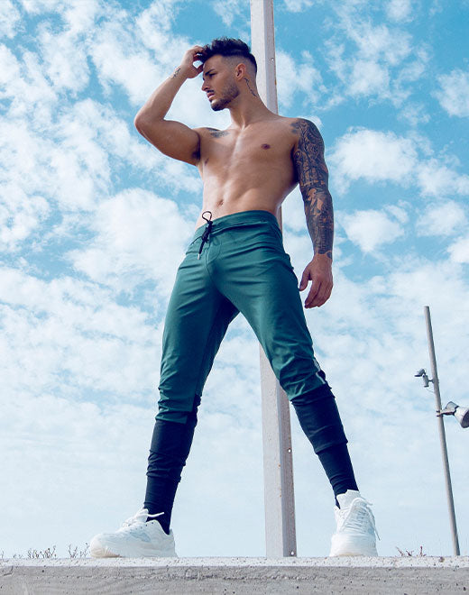 Training Pants - Boost Green | SUPAWEAR | Pants Gymwear