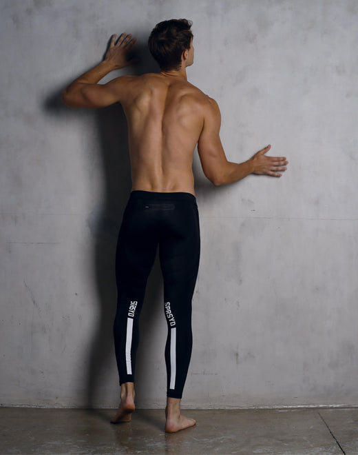 Strike Tights - Black | SUPAWEAR | Tights Gymwear